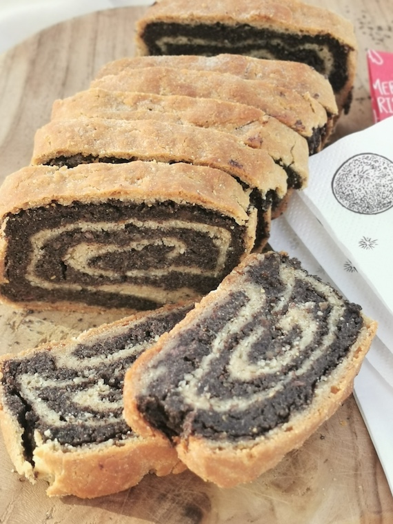 Potica z makovim nadevom_570.jpg